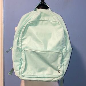 Lululemon women back pack original